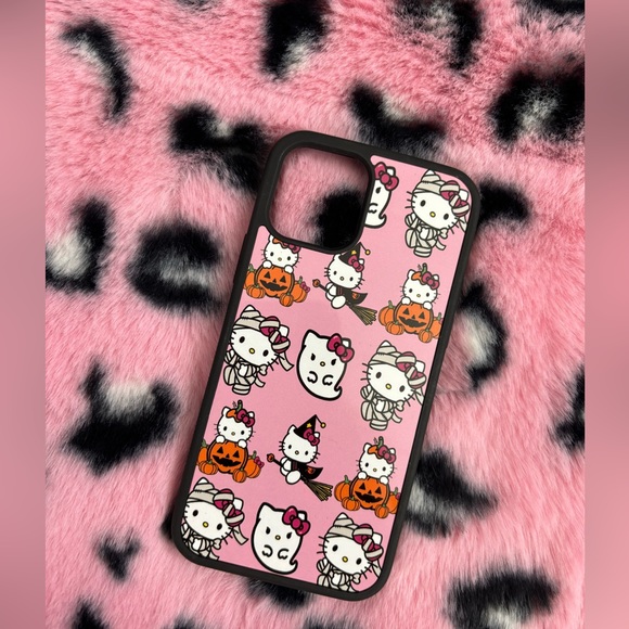 Hello Kitty Halloween Phone Case IPhone 12 - Picture 2 of 3